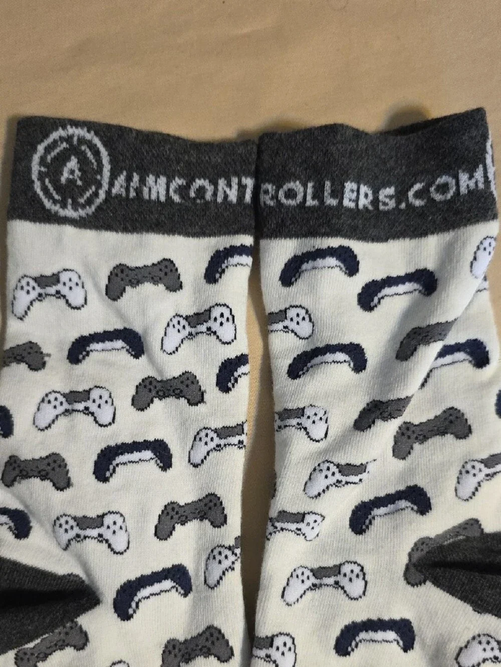 White & Gray Game Controller Pattern Men’s Crew Socks